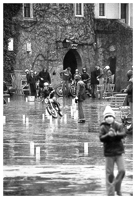 Gimkana, motociclistica internazionale nel cortile delle Milizie del Castello di San Giusto a Trieste: manifestazione organizzata dal MCT G. Parlotti
